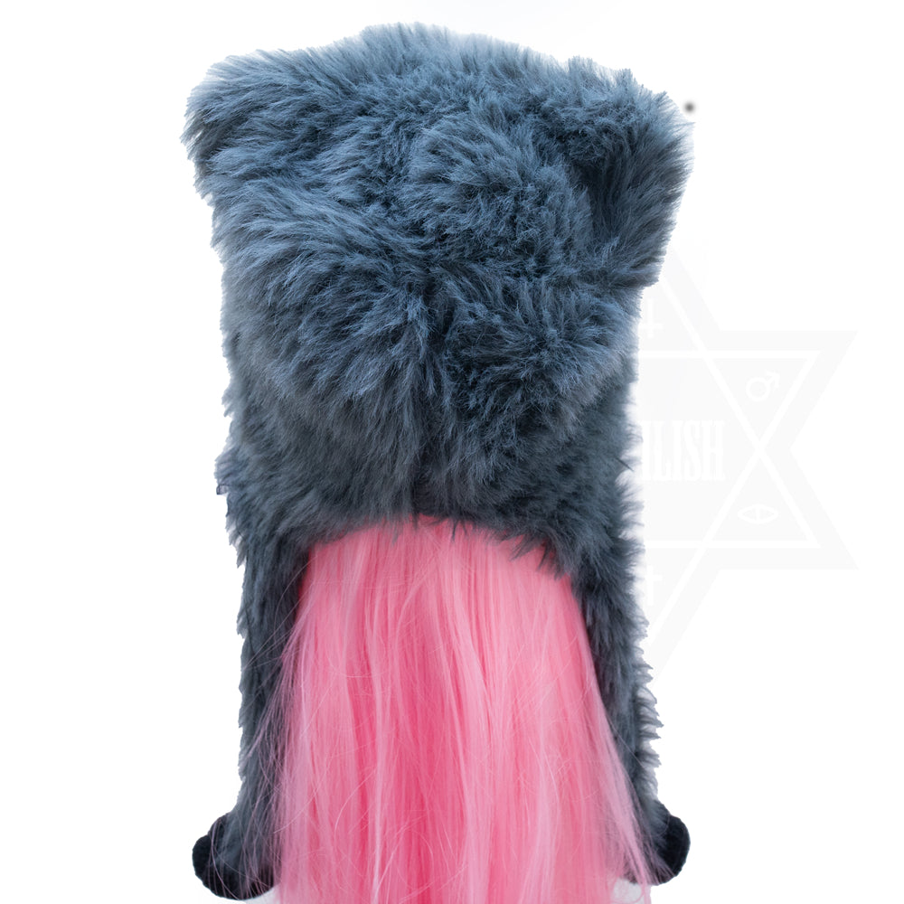 Magical cat hat*
