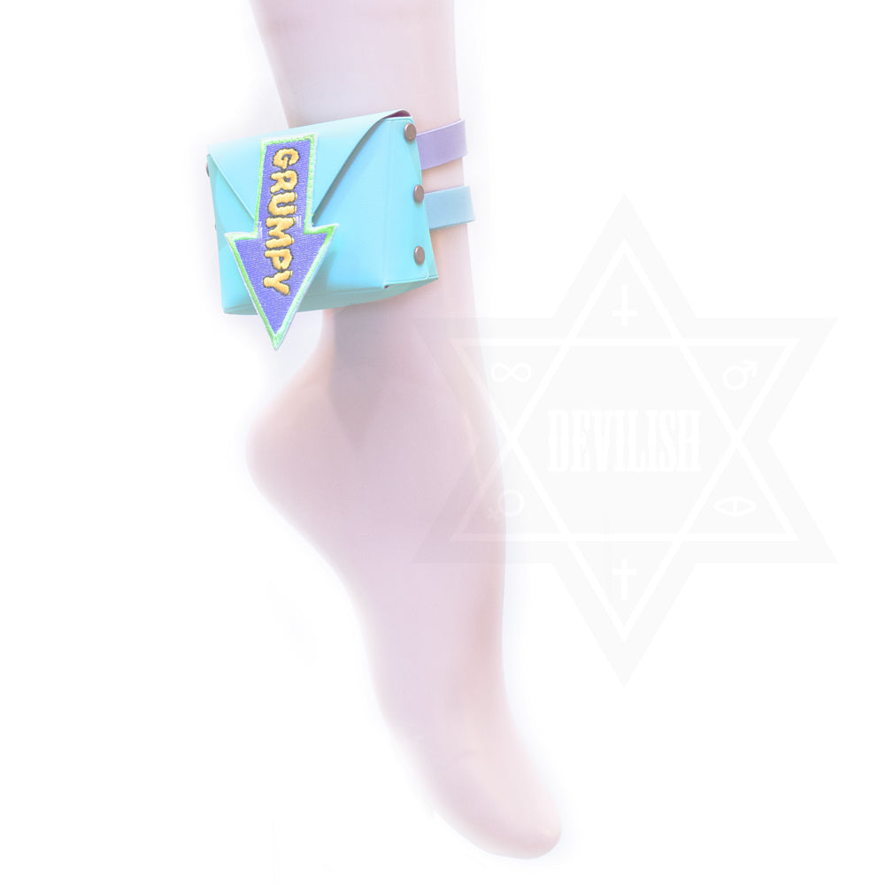 So what ankle pouch
