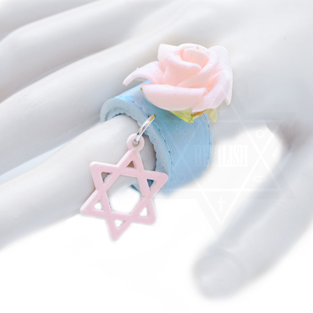 Blooming ring