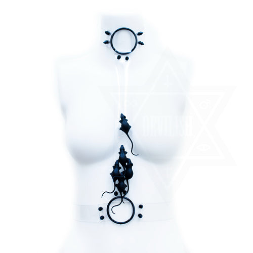 Dark fellows harness*