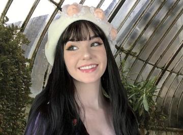 Evil doll beret*