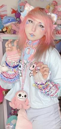 Pastel bear choker*