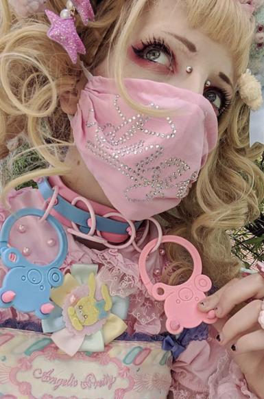 Pastel bear choker*