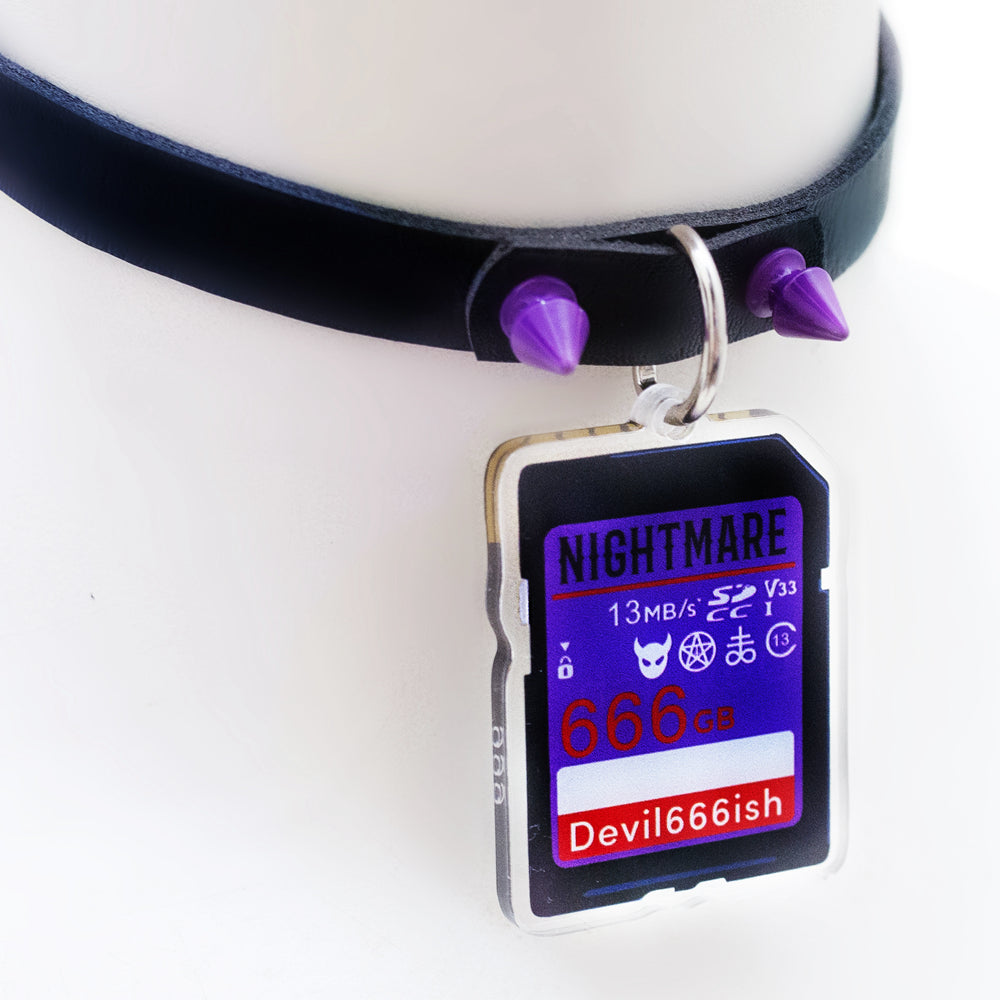 Hidden nightmare choker *