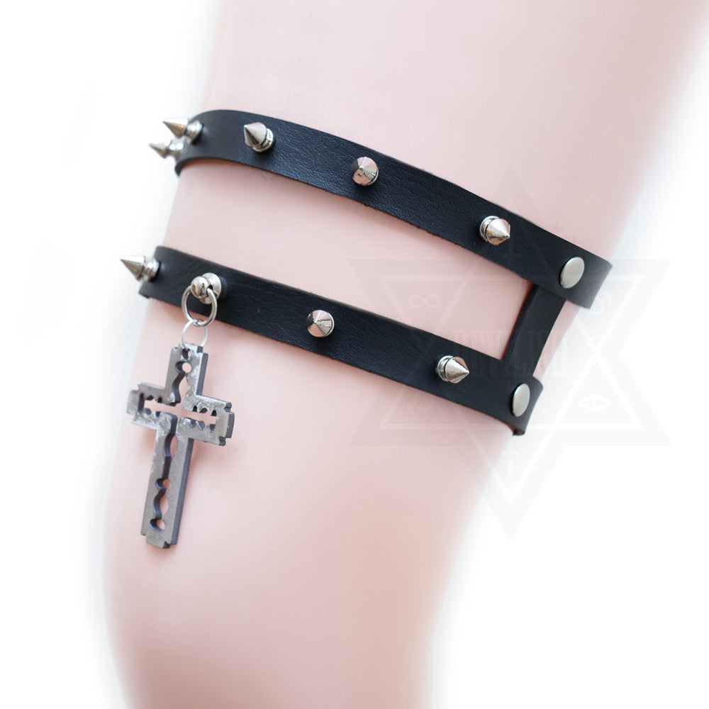 Stigmata garter