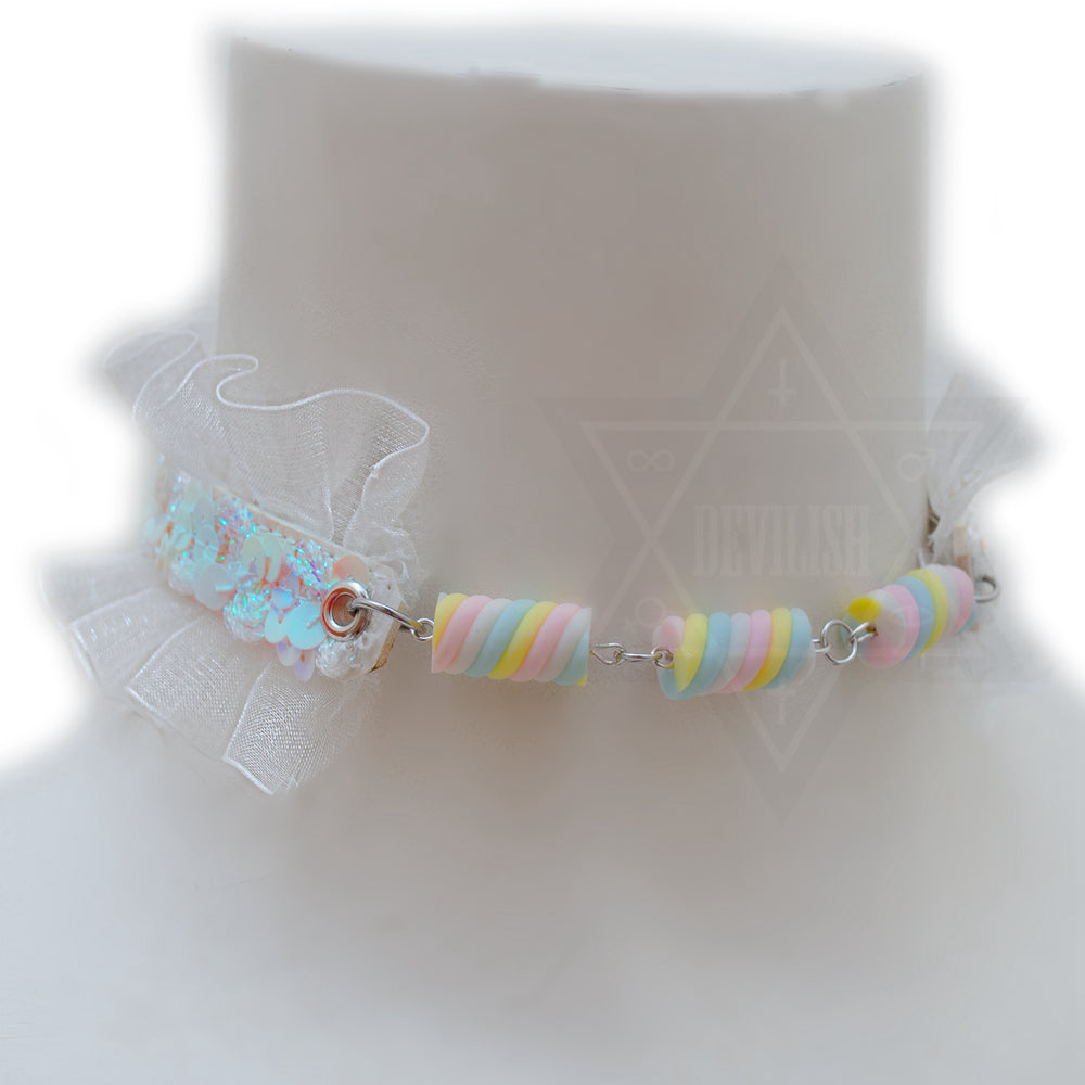 Marshmallow choker