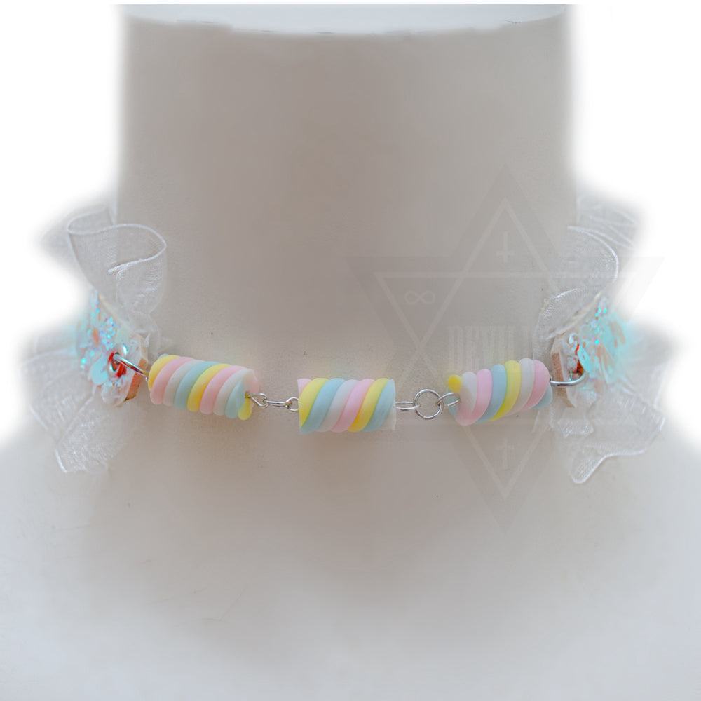 Marshmallow choker