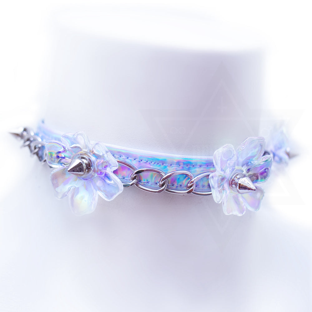 Alien flower choker