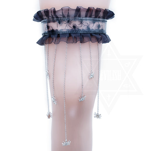 Boo!  garter