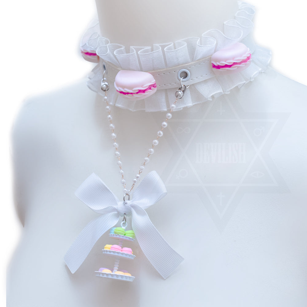 Tea party choker