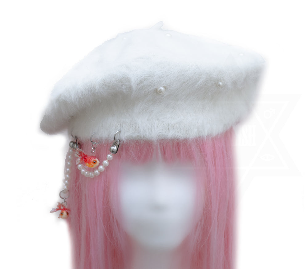 Life is a dream beret*