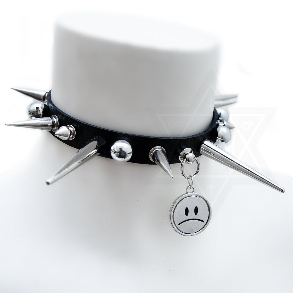 Happy or sad Choker