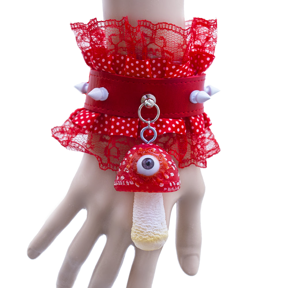 Poisonous bangle