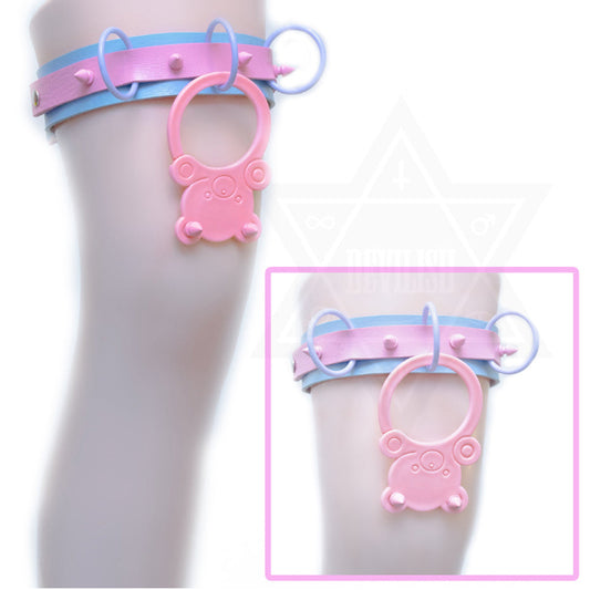 Pastel bear garter