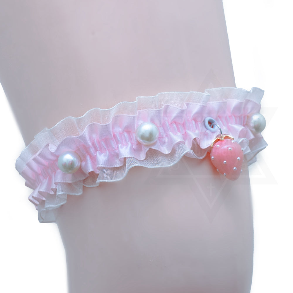 Strawberry princess garter