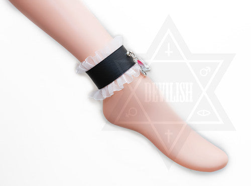 Black magic ankle cuff