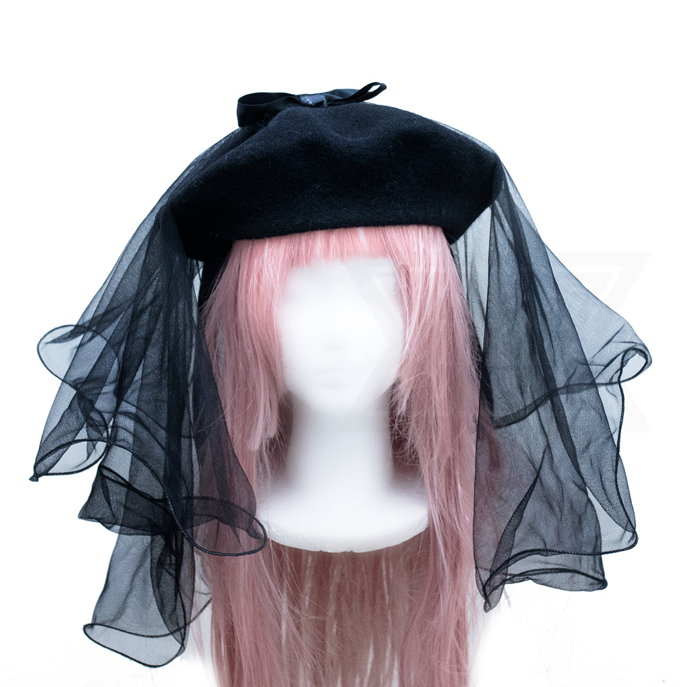 Irresistible darkness beret