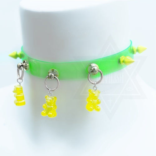 Gummy gummy choker