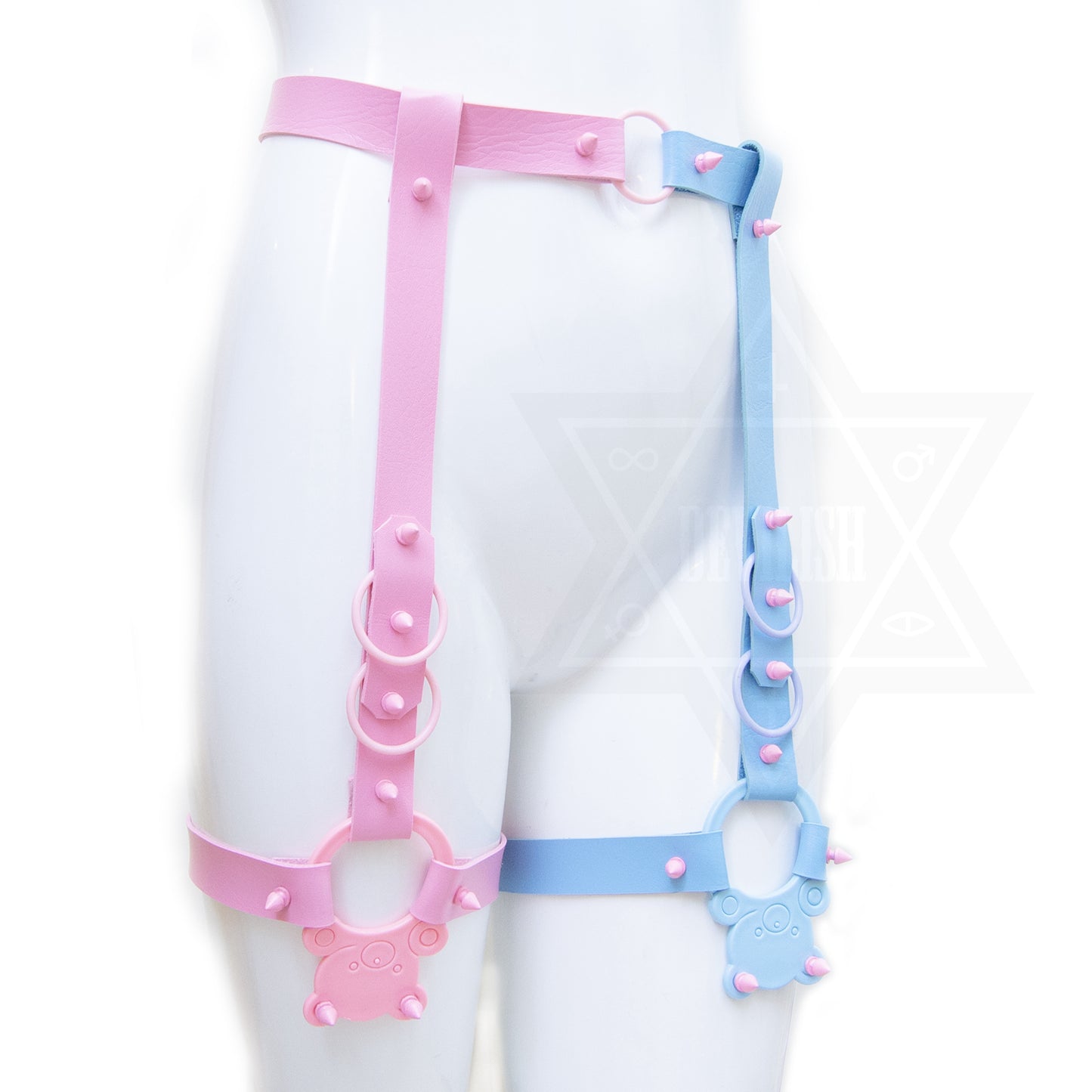 Pastel bear garter belt