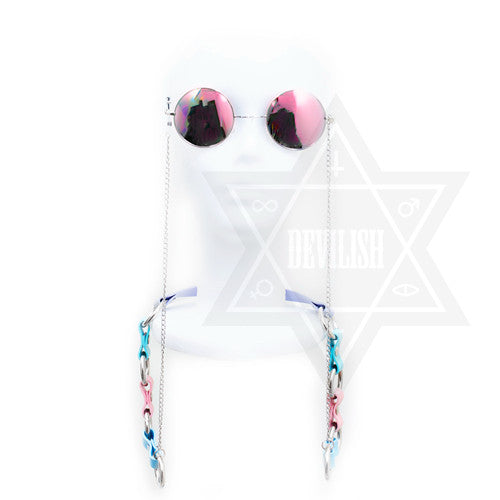 Pastel glasses holder harness