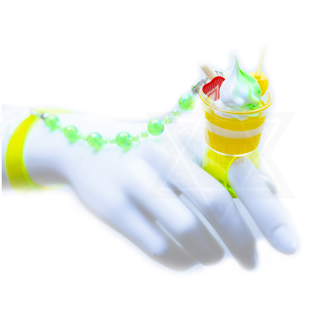 Summer joy hand harness