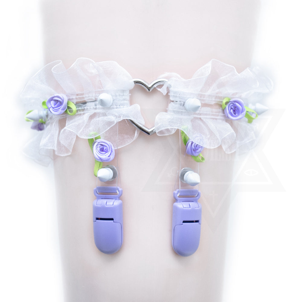 Blind love garter