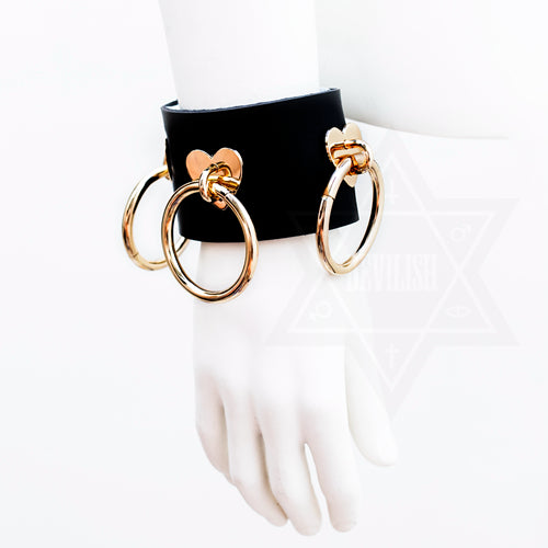 Hearty rings bangle