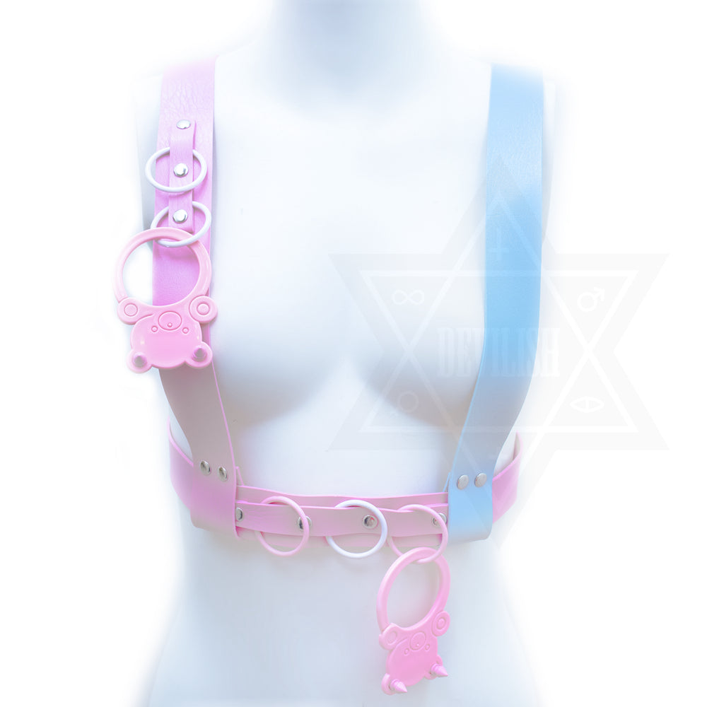 Pastel bear rings harness