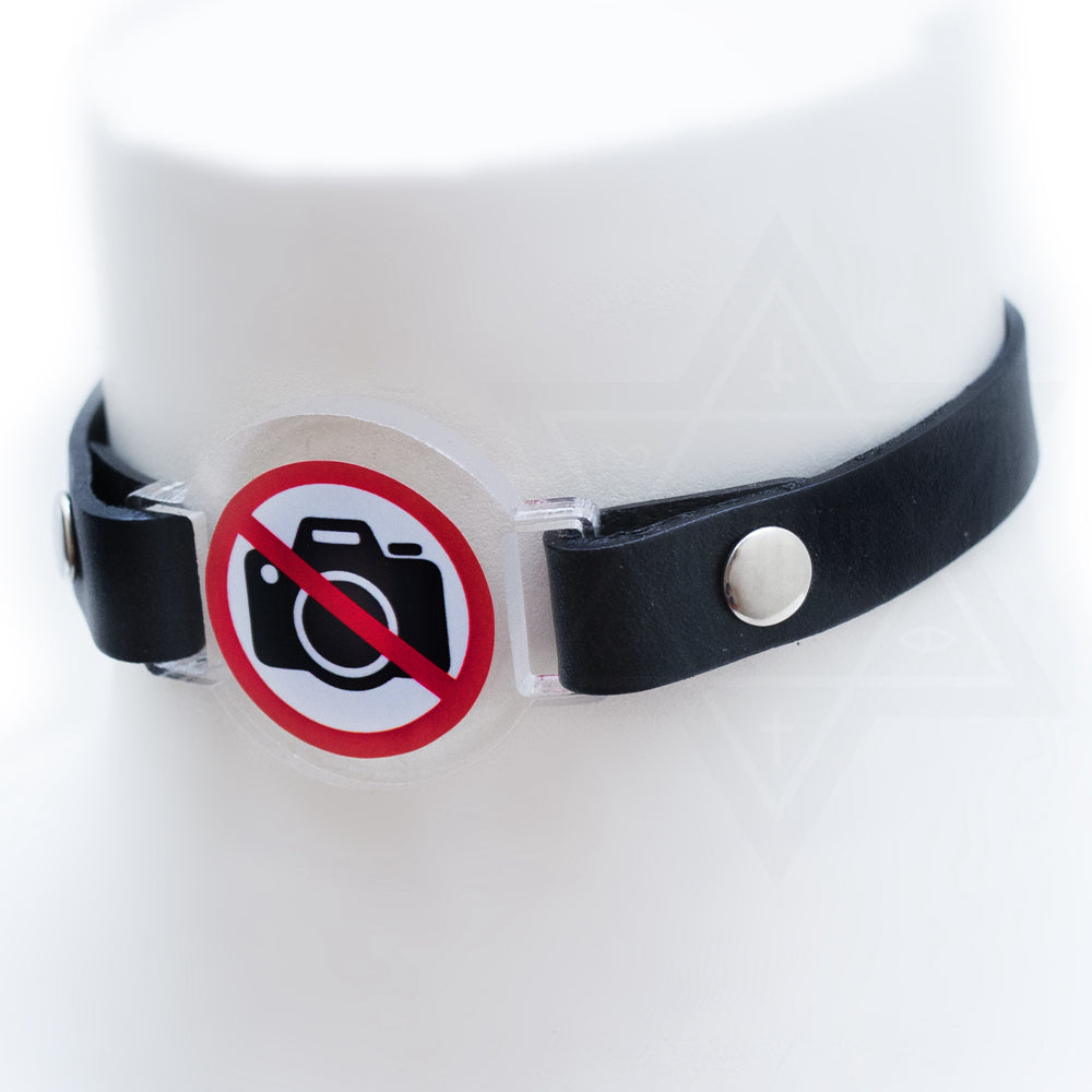 No photo choker