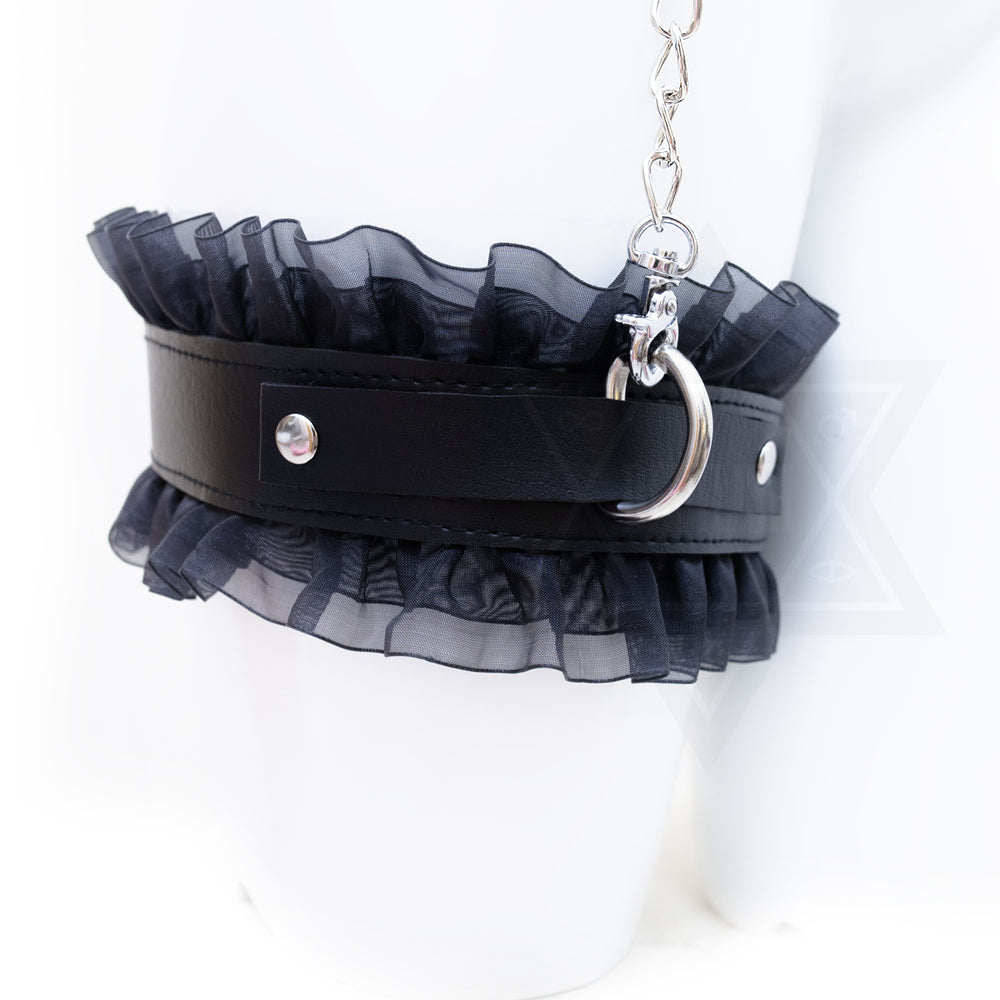 Fetish girl belt garter set