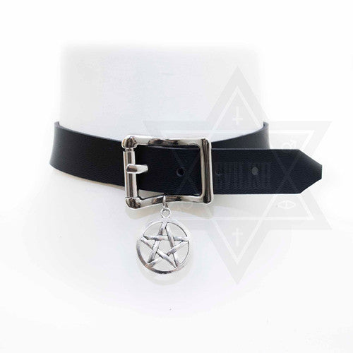 Pentagram pact choker