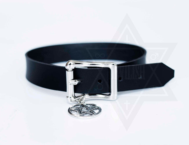 Pentagram pact choker