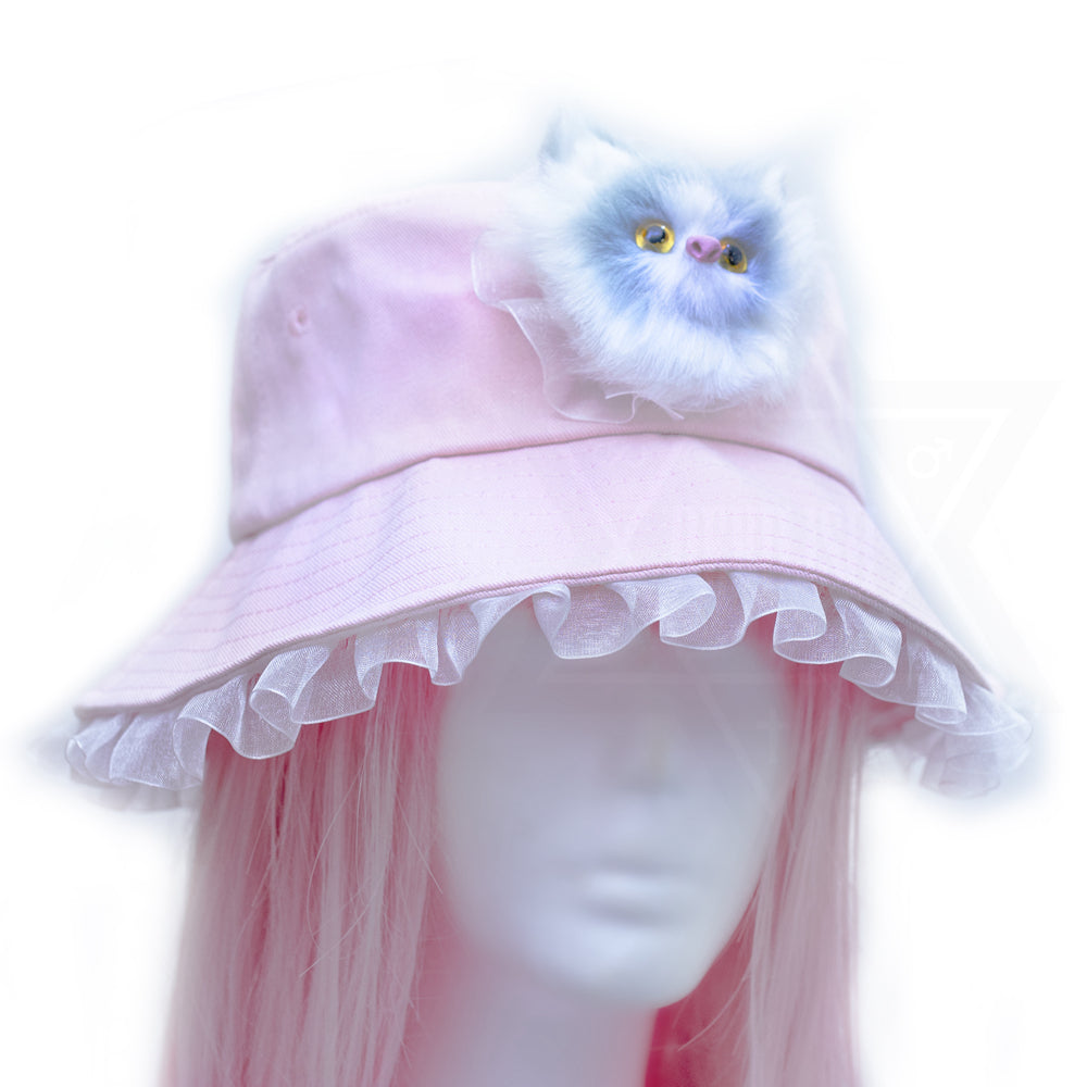 Fancy kitten bucket hat