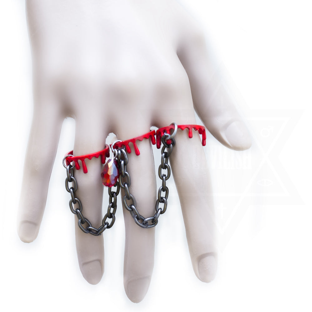 Bloody doll rings set