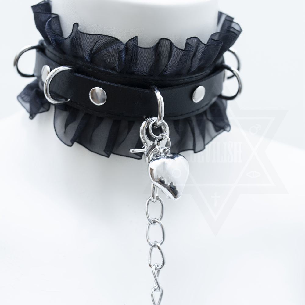 Fetish girl choker arm band set