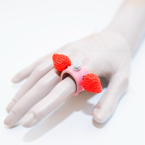 Strawberry cake leather ring