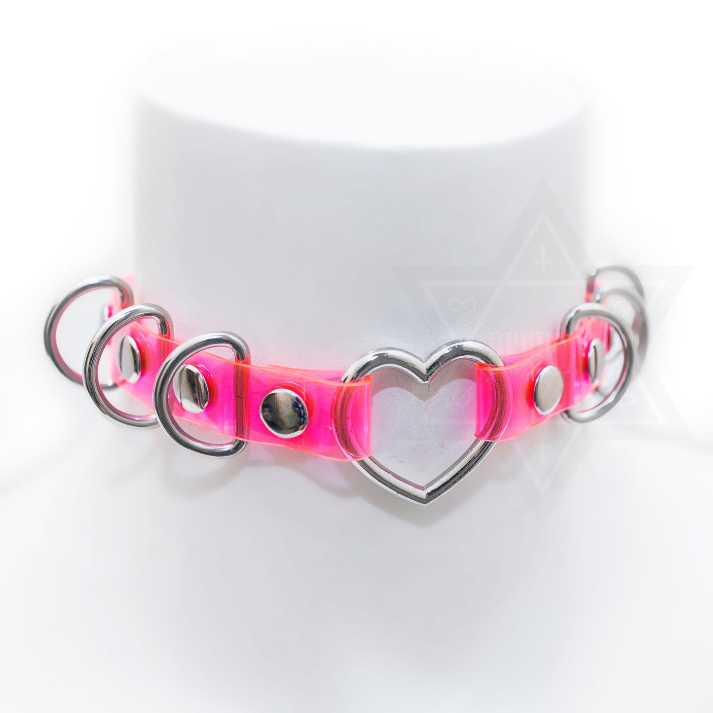 Jelly heart choker