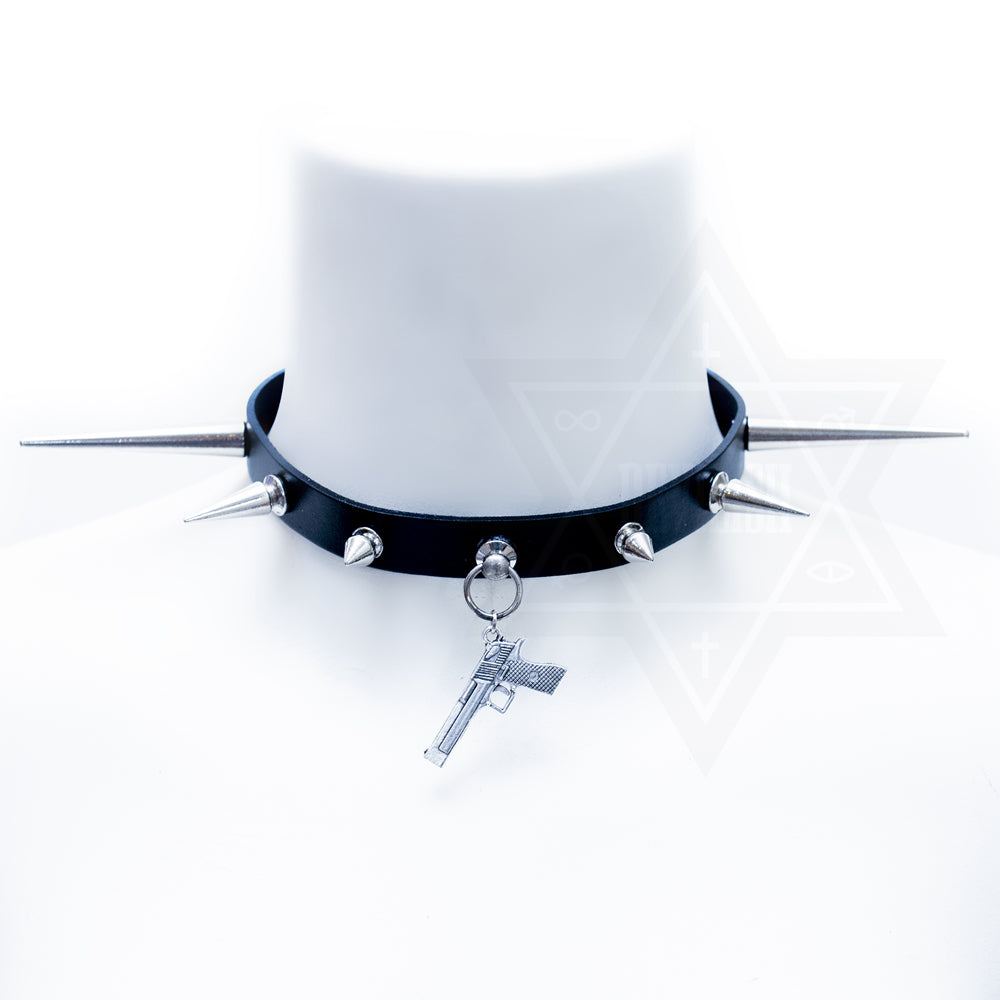 Love kills choker