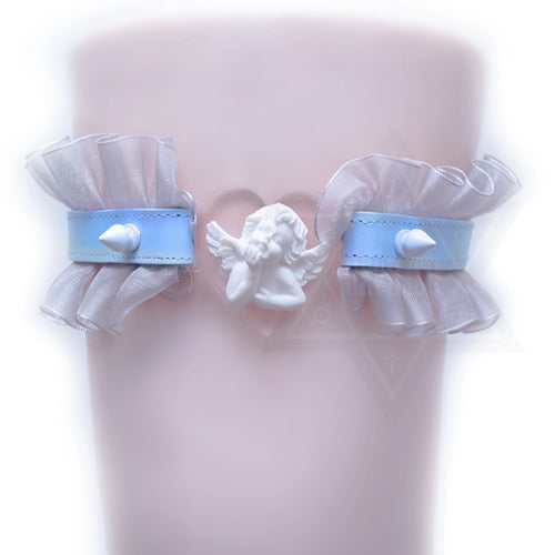 Angel gaze garter  