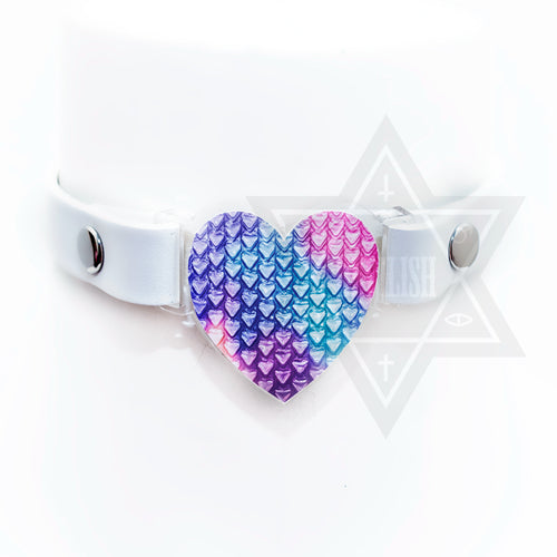 Popping heart choker