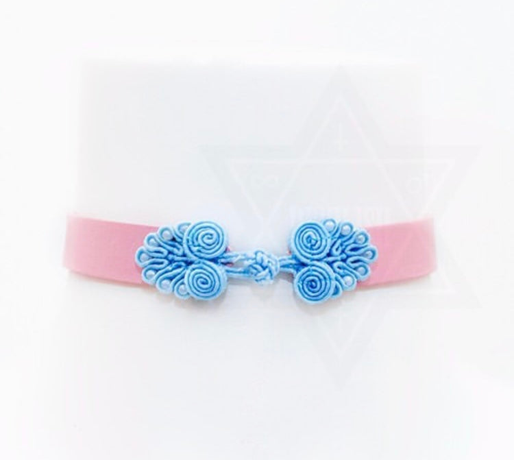 China doll choker