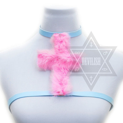 Pastel cross harness